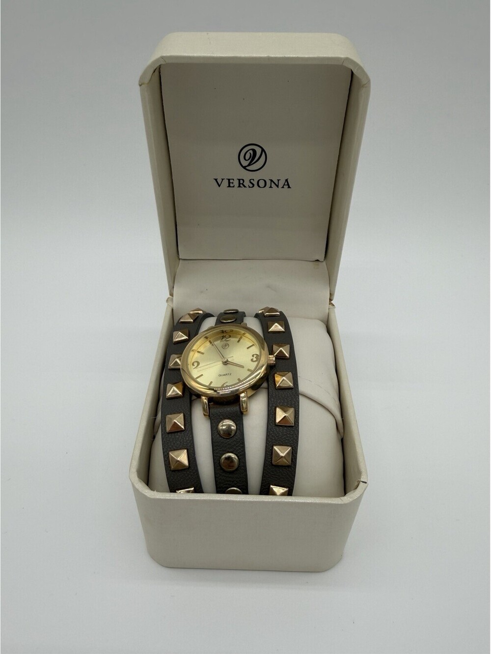 Versona Watch Bracelet / Needs Battery
